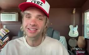 The Man Has a Near-Death Experience, Meets The Creator, And Comes Back With  A Message About Separation and Fear