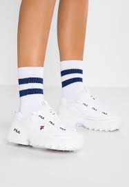 Comparez et achetez des baskets fila argentées pour femme pas cher sur shopalike.fr. Epingle Sur Baskets