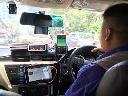 Revenue and rides gross bookings were lower than analyst expectations while eats gross bookings exceeded. A Question From Thailand Is The Platform Economy A New Face Of Labour Exploitation Friedrich Ebert Stiftung In Asia