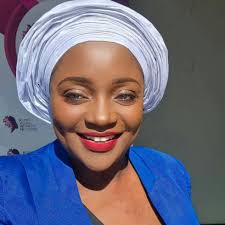 🎉 I recently helped Jun Arzaga, Zaldy Valenzuela and 2 others earn the  Conversation Starter badge! It's exciting support them and be a part of  their community. Check out their content and