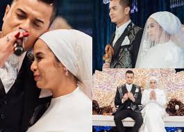 Gambar Tunai Wasiat Arwah Bapa Sanding Semula Ini Foto Foto Menarik Majlis Sanding Datuk Fazley Yaakob Datin Azrene Soraya Abdul Aziz Malam Tadi Media Hiburan