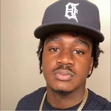 Update" late 90s e36's do in fact have a much more simplified window motor.  I pulled the motor from my 97 parts car and its only 2 wire. Using it to  skip