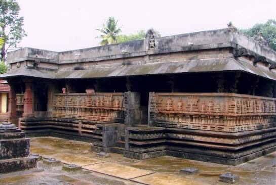 Keladi Rameshwara Historic Temple near Talaguppa