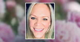 Beth Ansley's Instagram, Twitter & Facebook