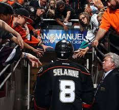 There Goes My Hero Watch Him As He Goes Meme There Goes My Hero Watch Him As He Goes Teemu S Final Game Anaheim Ducks Hockey Anaheim Ducks Ducks Hockey