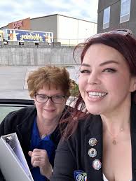 Jennifer Daw Bagwell (@imsoooextra) • Instagram photos and videos