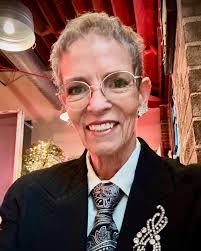 CSM Gretchen Evans, US Army (ret.) is one of our most highly decorated US  Army war veterans.⁠ During her time in service, she received commendations  that included the Bronze Star, the