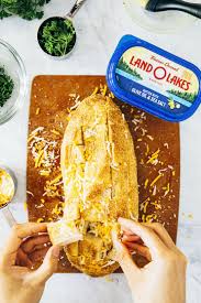 This Small Batch Cheesy Garlic Bread Recipe Makes A Smaller Serving Of A Popular Pull Apart Garlic Bread Cheesy Garlic Bread Garlic Bread Garlic Bread Recipe