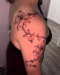 🕸️𝖊𝖑𝖑𝖎𝖊🕸️ 𝖙𝖆𝖙𝖙𝖔𝖔 𝖆𝖗𝖙𝖎𝖘𝖙