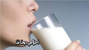 رؤية السميد الحلوى مع الحليب في حلمك يشير إلى أنك سوف تذهب في الحج أو تنوي القيام بذلك. Ø´Ø±Ø¨ Ø§Ù„Ù„Ø¨Ù† ÙÙŠ Ø§Ù„Ù…Ù†Ø§Ù…