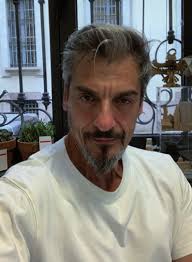 Stefano ardemagni CurriCulum vitae 05-07-2022 TiToli professionali di  parTicolare rilievo 2004/20 art director Corporate della C