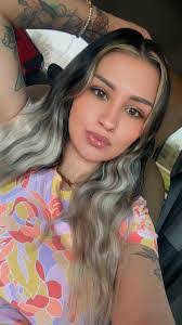 Violet Munoz's Instagram, Twitter & Facebook