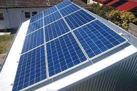 Güneş ışınlarını dik bir açıyla güneş paneli ne kadar güneş ile etkileşim halinde olursa o kadar fazla enerji üretimi gerçekleşir. 100 Kw Gunes Enerjisi Elektrik Uretimi Enerjim Gunesten