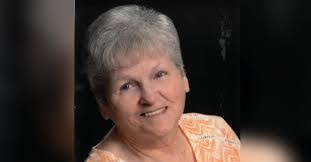 Joanne Hansen's Instagram, Twitter & Facebook