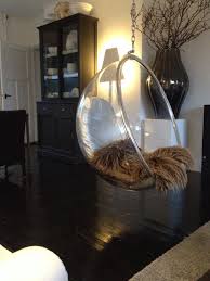 hangstoel pilaar lamp en karpet via dhome hangstoel lampen karpetten