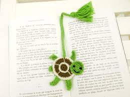 tortue marque page au crochet en pages signets a motifs coloriage de salade