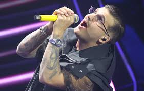 La musica di Fred de Palma è fatta per le feste in piazza