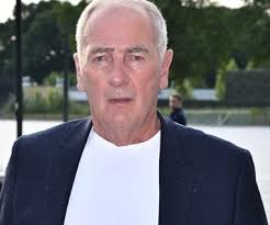 Robert Janowski namieszał w "Jaka to melodia". Zatarł ostatnie ślady po  Brzozowskim