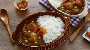 Sementara itu, telur adalah makanan sehat yang mengandung fosfor, selenium, zinc, kalsium, vitamin a, vitamin b2, vitamin b5, vitamin b6, vitamin b12, vitamin d, vitamin e, vitamin k. Resep Praktis Sahur Nasi Kari Ayam Ala Jepang