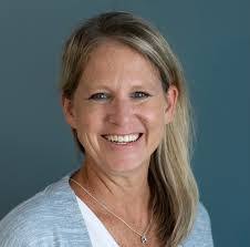 Jennifer Wickersham's Instagram, Twitter & Facebook