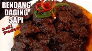 It has spread across indonesia to the cuisines of neighbouring southeast asian countries such as malaysia, singapore, brunei and the philippines. Resep Rendang Daging Sapi Asli Padang Tidak Alot Enak Tahan Lama Beef Rendang Youtube Resep Daging Sapi Resep Masakan Asia