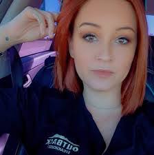 Serena Phillips's Instagram, Twitter & Facebook