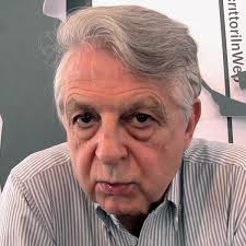 Da Thomas Dumm un'apologia della solitudine nella democrazia