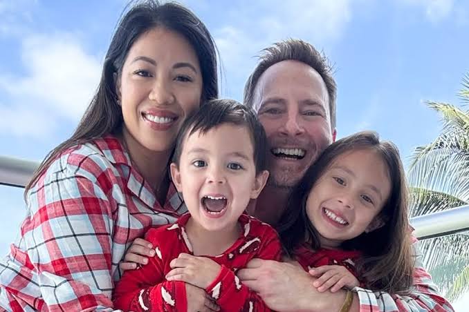 Murder-Suicide Victims Identified as Wife and Kids of Houston Restaurant  Owner