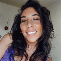 Danielle Mcgregor's Instagram, Twitter & Facebook