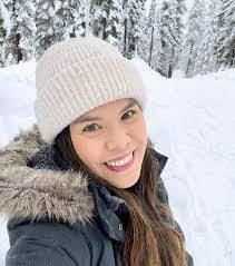 Alexis Fowler's Instagram, Twitter & Facebook