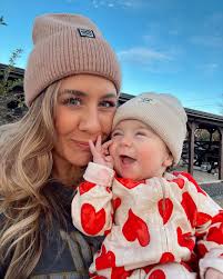 Taryn Gilman's Instagram, Twitter & Facebook