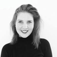 Polly Bartlett's Instagram, Twitter & Facebook