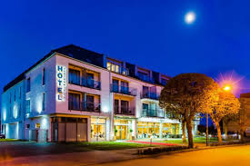 This hotel also features complimentary wireless internet access and tour/ticket assistance. Romantyczny Weekend Dla Dwojga W Jastarni Prezentmarzen