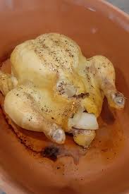 Es Gelingt Immer Ganzes Huhn Im Romertopf Mit Ofengemuse Food Eggs Benedict Breakfast