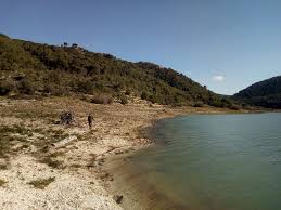 L' eubée (εύβοια) est la deuxième des îles grecques après la crète par la superficie, et compte 218 032 habitants (2005). Wikiloc Foto Von Licodia Eubea Lago Dirillo 1 1