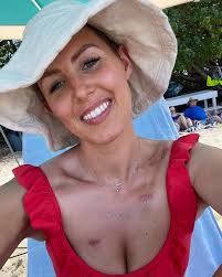 These last two weeks have been wonderful! I was able to forget about the  seriousness of life for a time and worry instead about things like ironing  my clothes and getting my