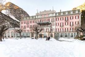 Inoltre ci sono un light café sulla balconata e un grande caffè ugo's. Grand Hotel Bagni Nuovi Bormio Best Price Guarantee Mobile Bookings Live Chat