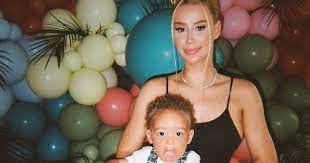 Iggy azalea says son onyx with ex playboi carti 'has had both parents in his life from day 1'. Iggy Azalea Playboi Carti S Son Onyx S Baby Album Pics