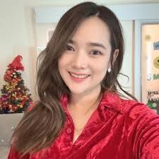 เป็นเพราะสูเป็นคนตลก แบบนี้ไง เขากะเลยให้เป็น แค่คนคุยขำๆนั่น