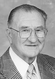 UPD officer, teen hurt in head-on