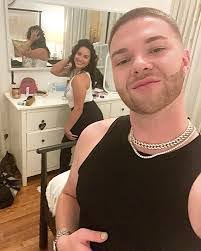 Brandon Thomason's Instagram, Twitter & Facebook