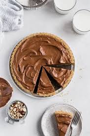 Chocolate Hazelnut Tart Browned Butter Blondie Recipe In 2020 Delicious Desserts Desserts Chocolate Hazelnut