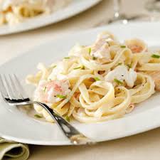 Pasta Alfredo Con Camarones Receta Pasta Con Mariscos Pastas Con Camarones Y Recetas