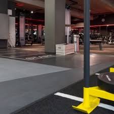 Look out for the best gym and fitness centers around you. Fitnessstudio Munchen Schwabing Fitness First