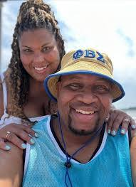 Darrell Bible's Instagram, Twitter & Facebook