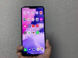 LG V40 ThinQ Review: A flagship worth ...