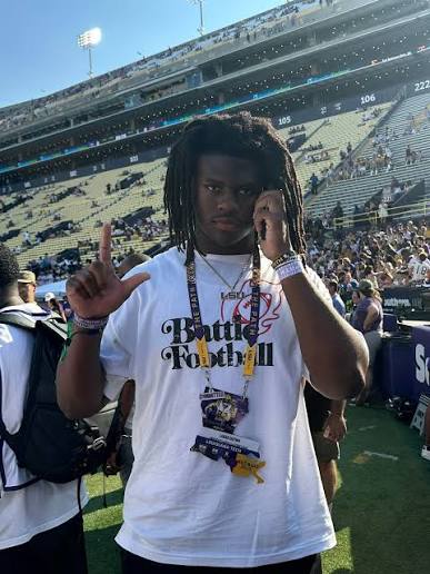 LSU commit and University Lab defensive tackle Lamar Brown is in attendance  for tonight's matchup