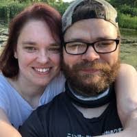 Melissa Brentlinger's Instagram, Twitter & Facebook