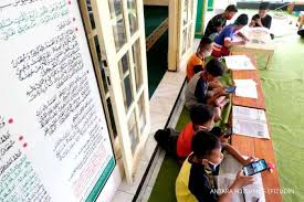 Pengertian motivasi belajar motivasi belajar adalah dorongan yang timbul dari dalam diri siswa (intrinsik) dan dari luar diri siswa (ekstrinsik) untuk melakukan sesuatu. 5 Cara Belajar Di Rumah Yang Efektif Selama Masa Pandemi