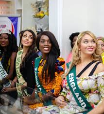 Andrea toscano de colima, lupita valero de guerrero, nebai torres de jalisco, aranza molina de tabasco, maryely leal de sinaloa y karely sandoval de zacatecas son las seis finalistas que esta noche lucharán por la. Photos First Lady Of Ghana Meets Miss Earth Global Queens